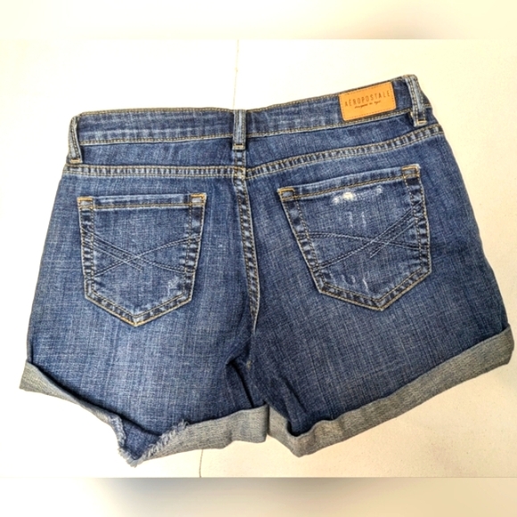 Aeropostale Women's Shorts size 0 Midi medium wash distressed Q-1 - Picture 3 of 8